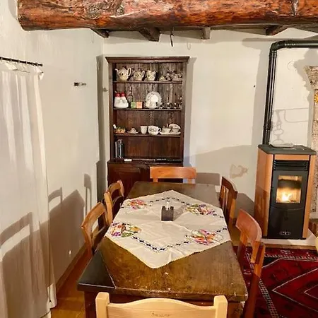 Casa Di Montagna Nel Borgo Di